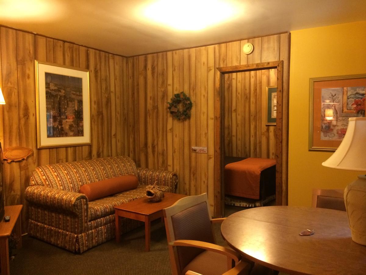 Alpine Motel Branch Esterno foto