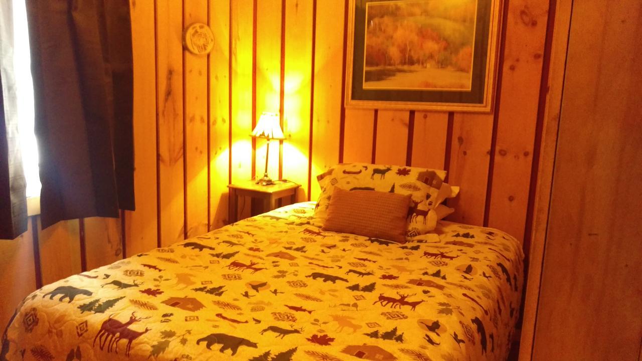 Alpine Motel Branch Esterno foto
